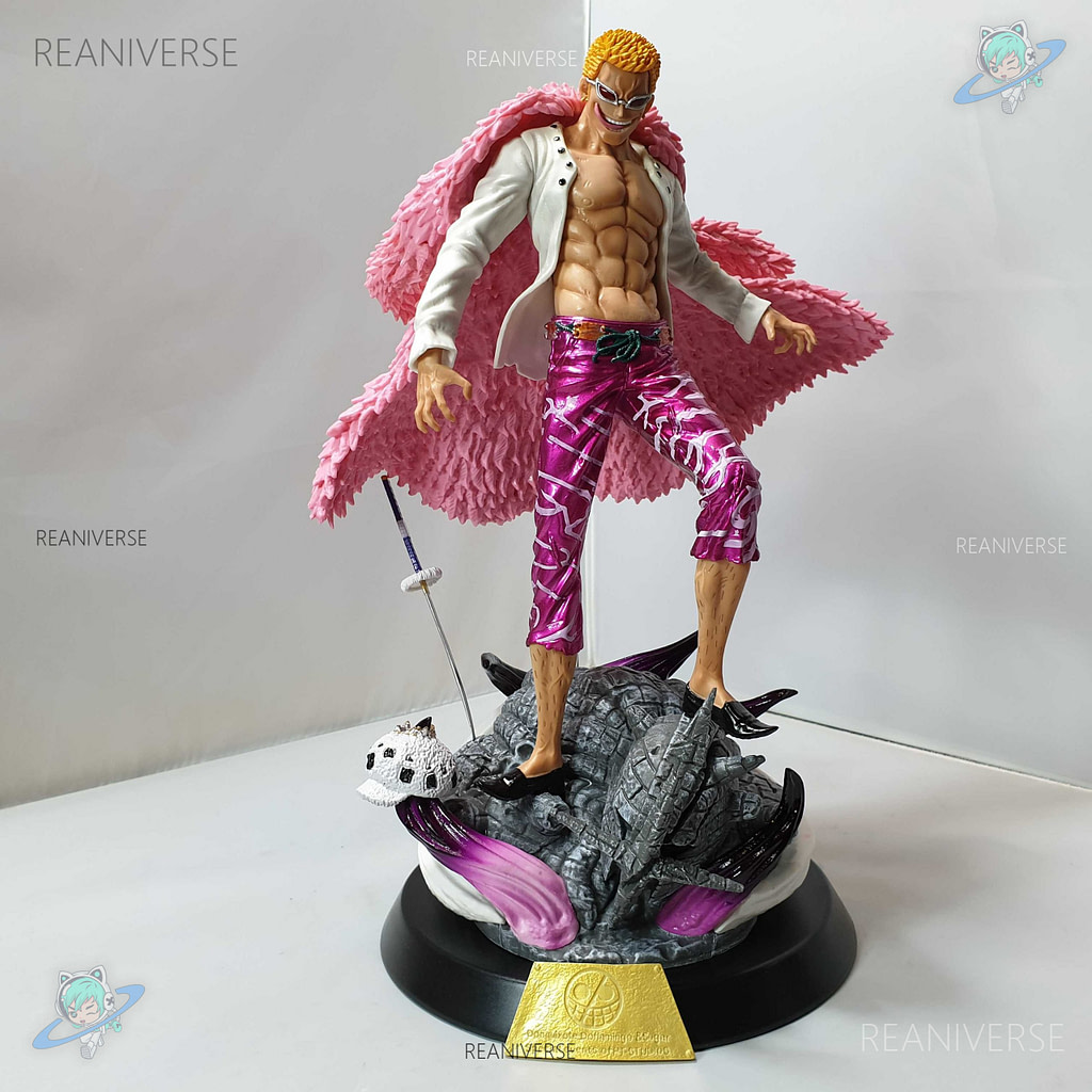 doflamingo statue