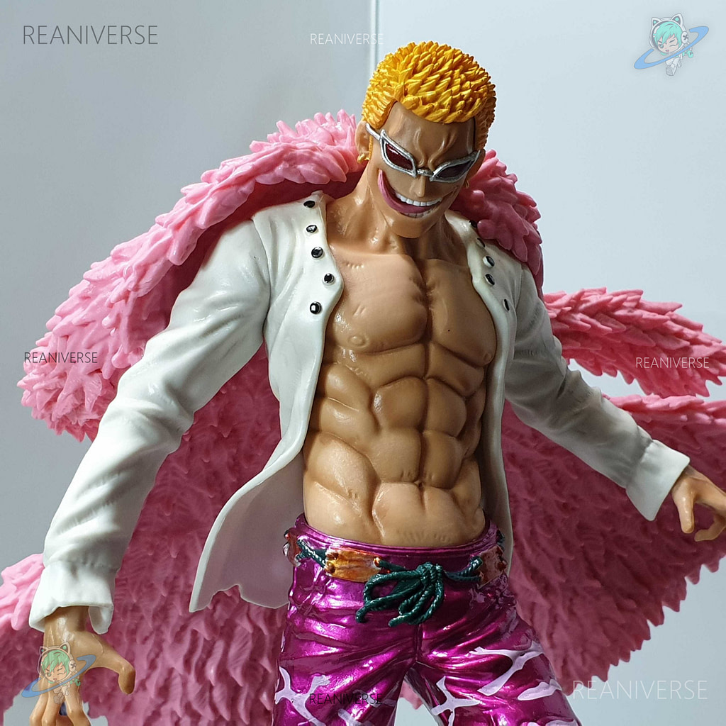 doflamingo statue