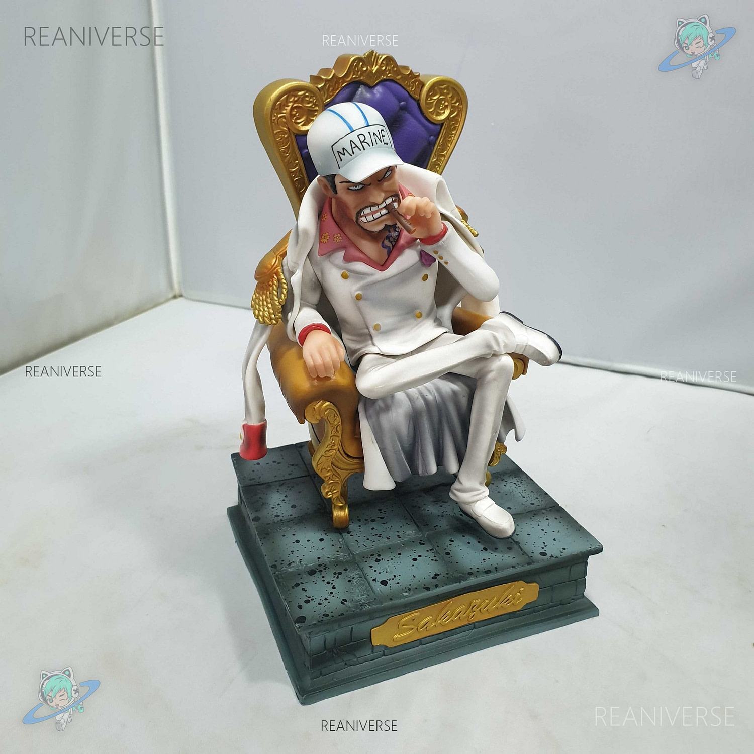 akainu statue