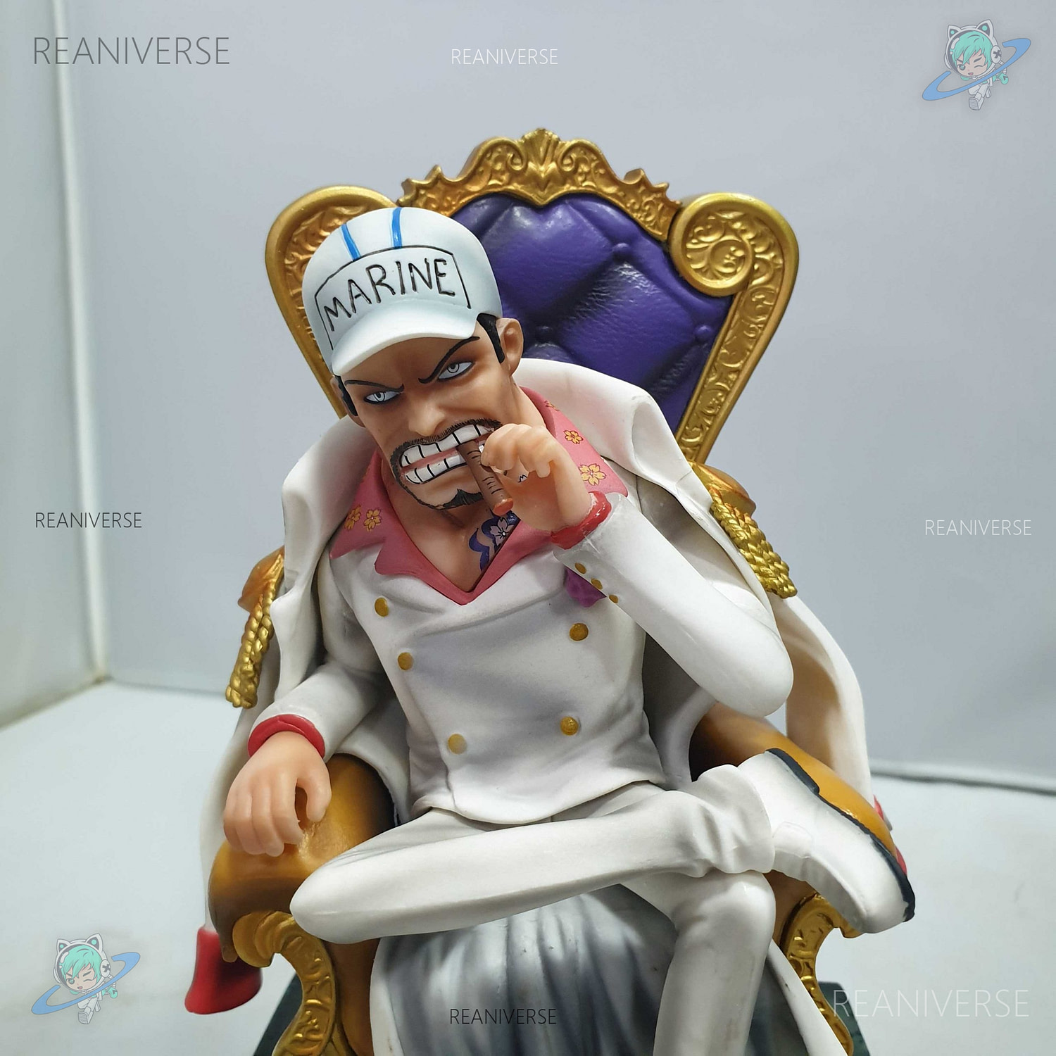 akainu statue