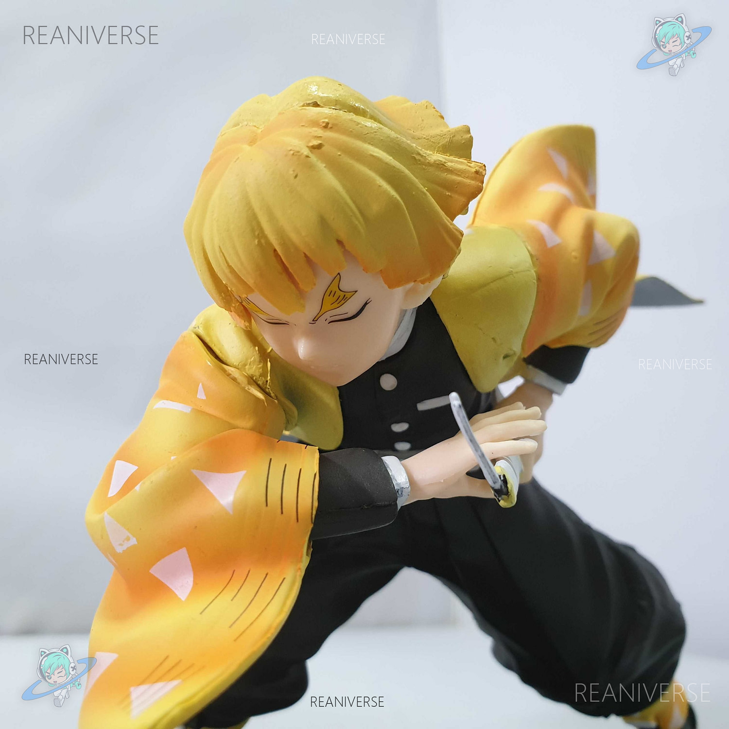 banpresto demon slayer zenitsu